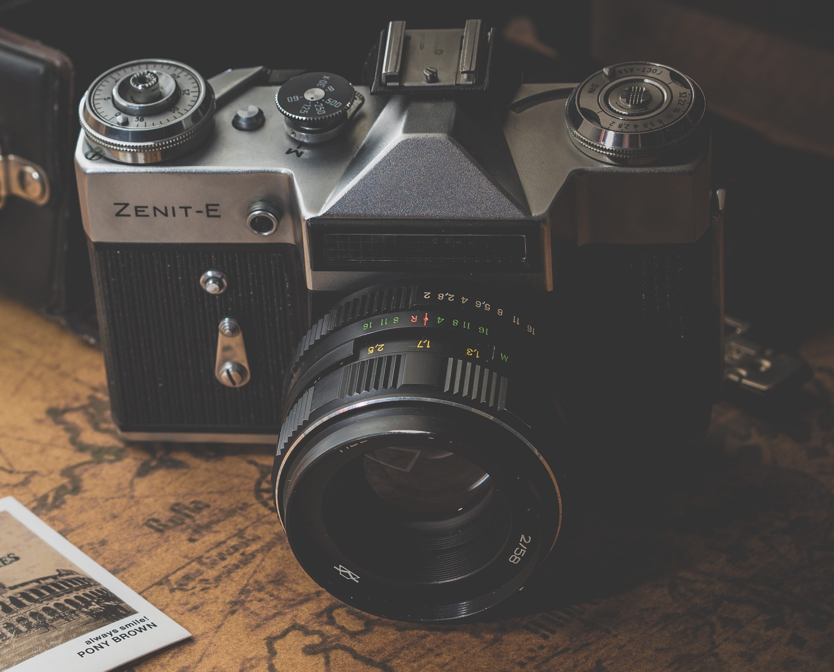 photo-1452587925148-ce544e77e70d