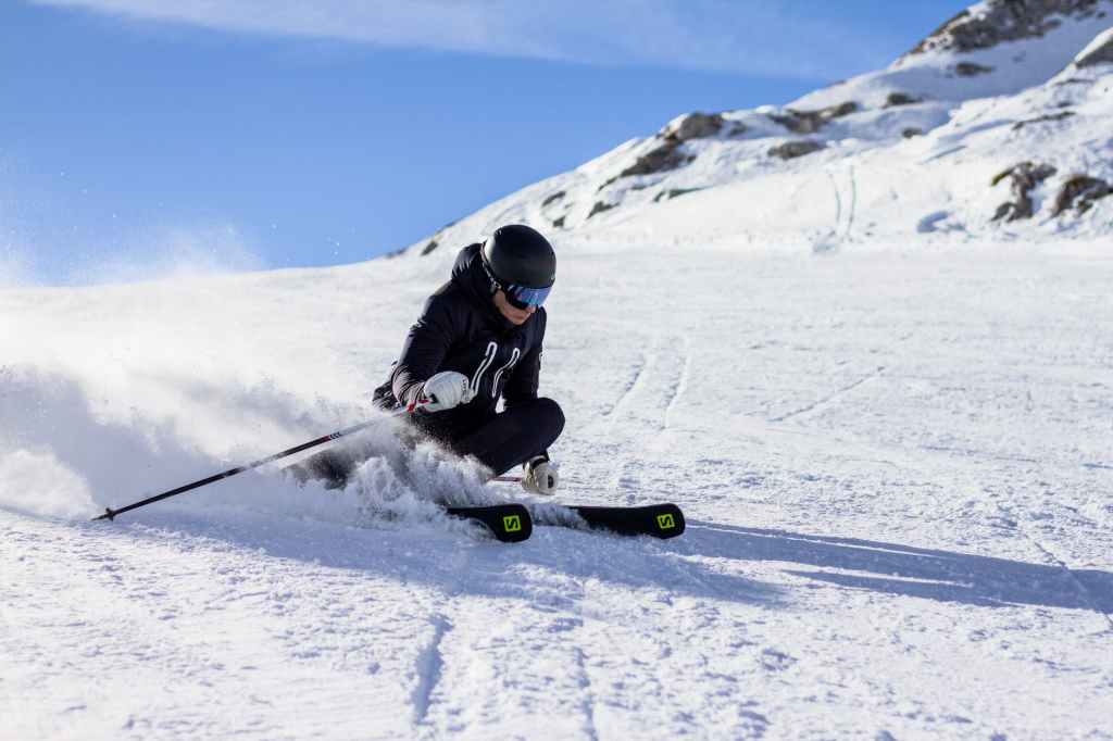 Dream Interpretation: Skiing In Good & Bad Conditions, Plus The Meaning Of&nbsp;Friends
